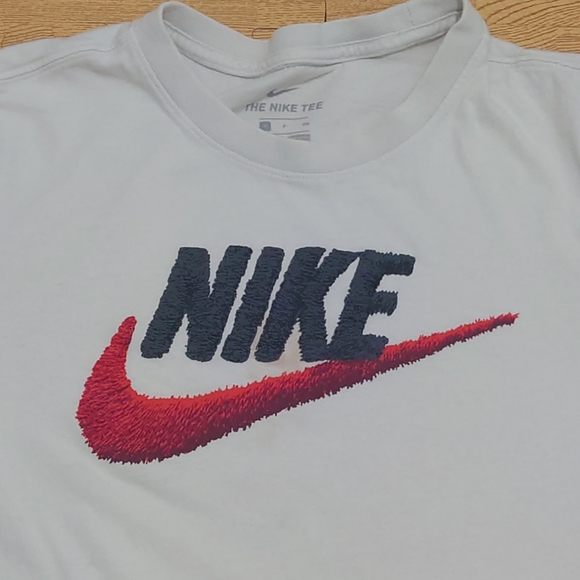 Nike T-Shirt Short Sleeve Fuzzy Logo Spellout Swoosh White Men's Small Crew Neck - Picture 3 of 12